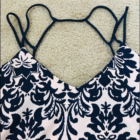 Spaghetti string top - Picture 7 of 8